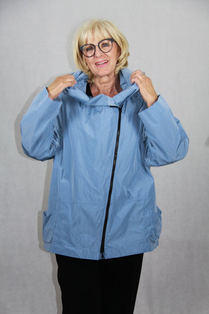 Hopsack Jacke in Himmelblau mit asymmetrischem Reißverschluss und Seitentaschen