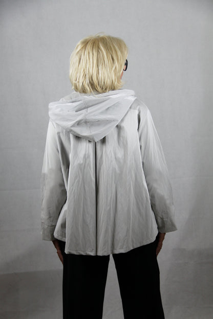 Hopsack Jacke mit eleganter Kapuze und Kellerfalte.